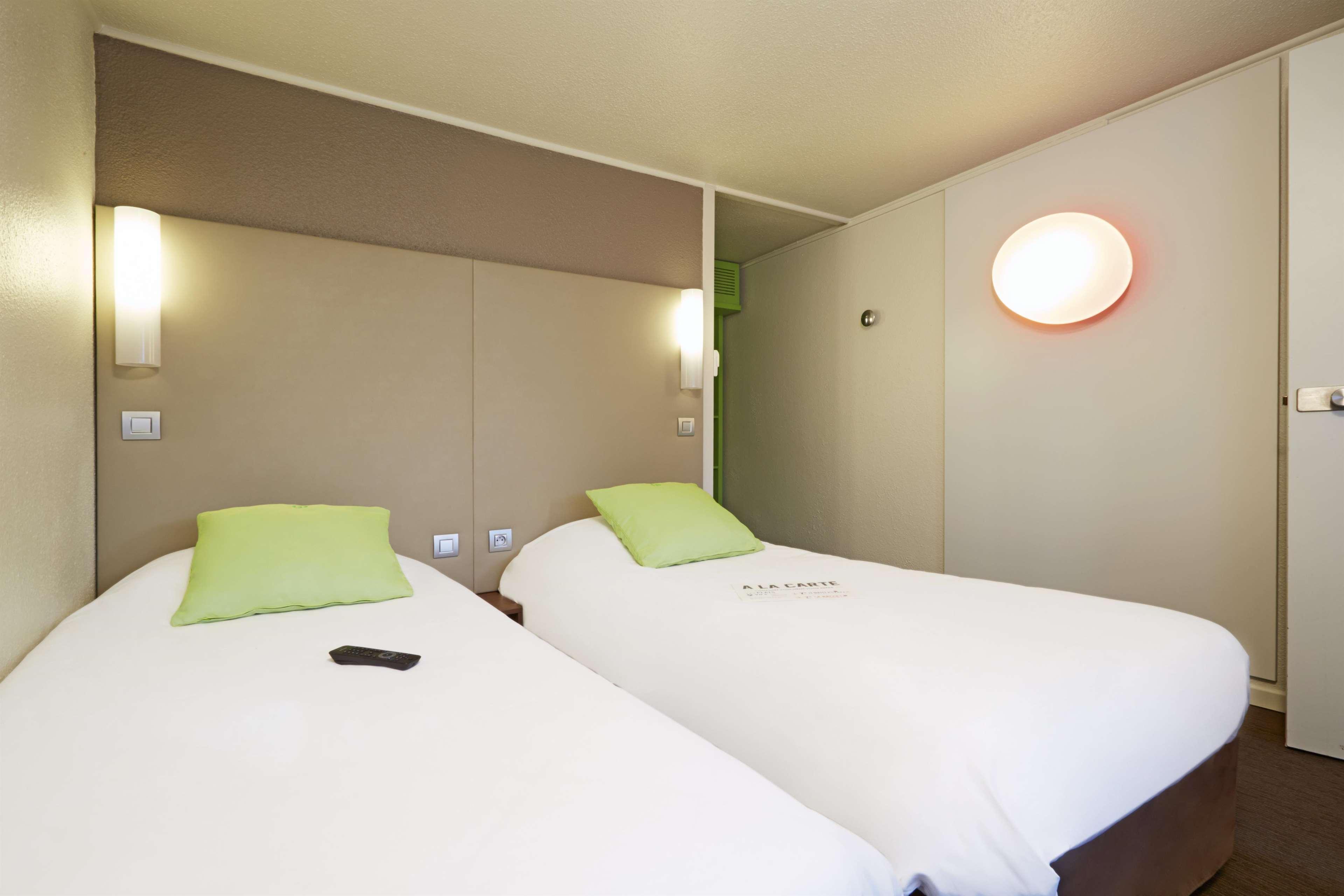 Campanile Lens Hotel Eksteriør billede