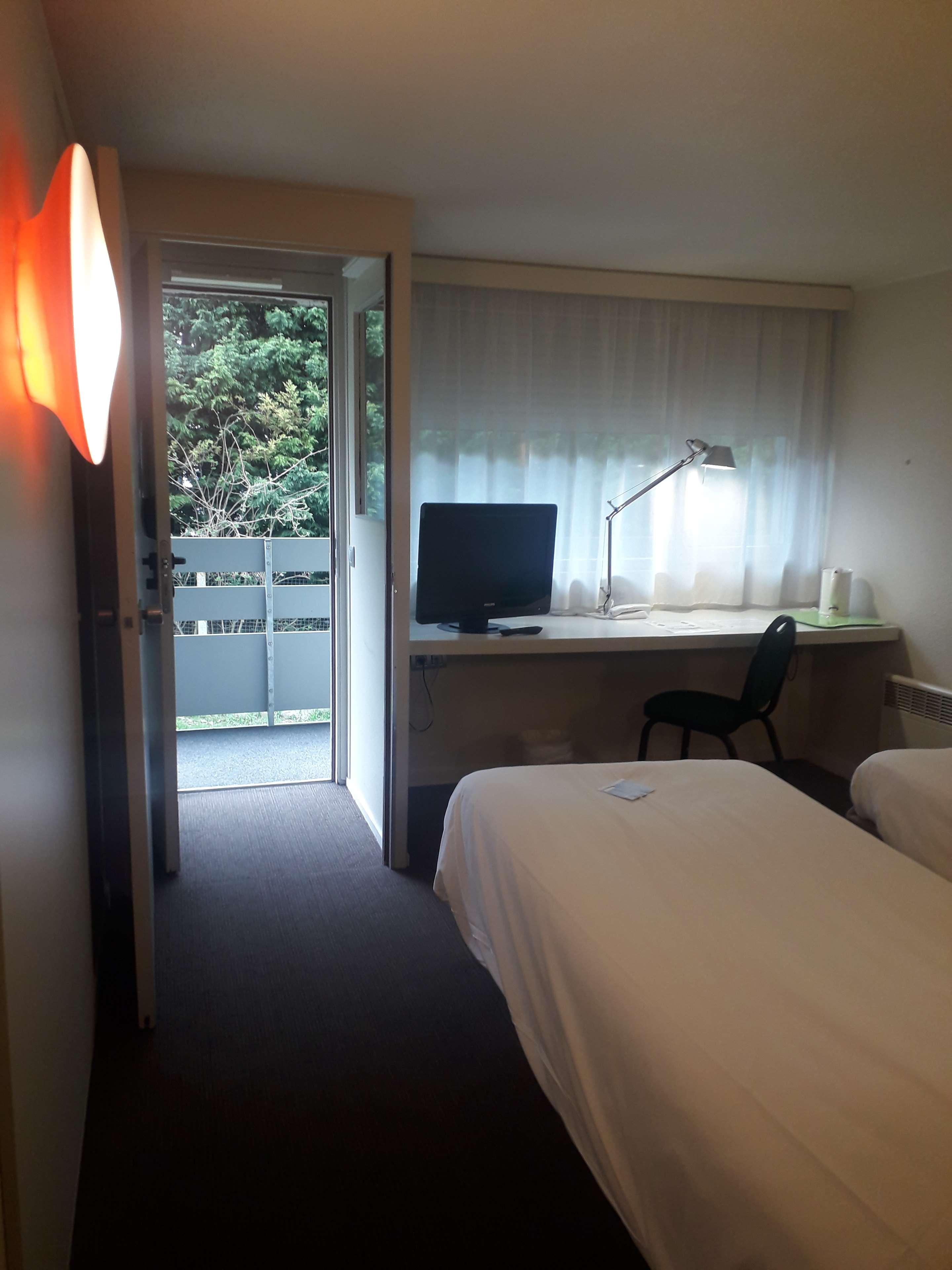 Campanile Lens Hotel Eksteriør billede