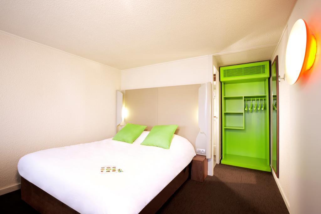 Campanile Lens Hotel Eksteriør billede
